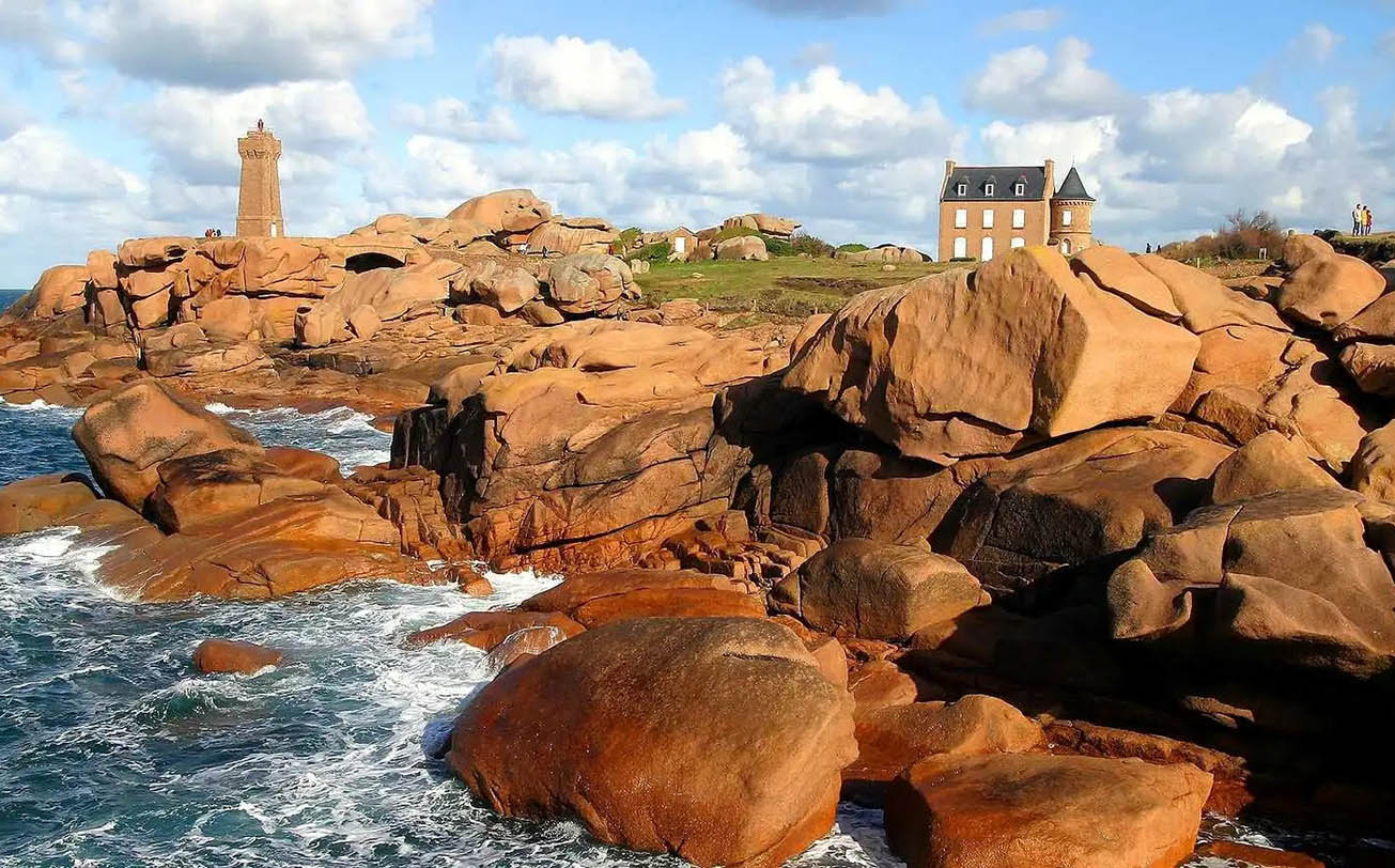 10 Must-See Places in Brittany