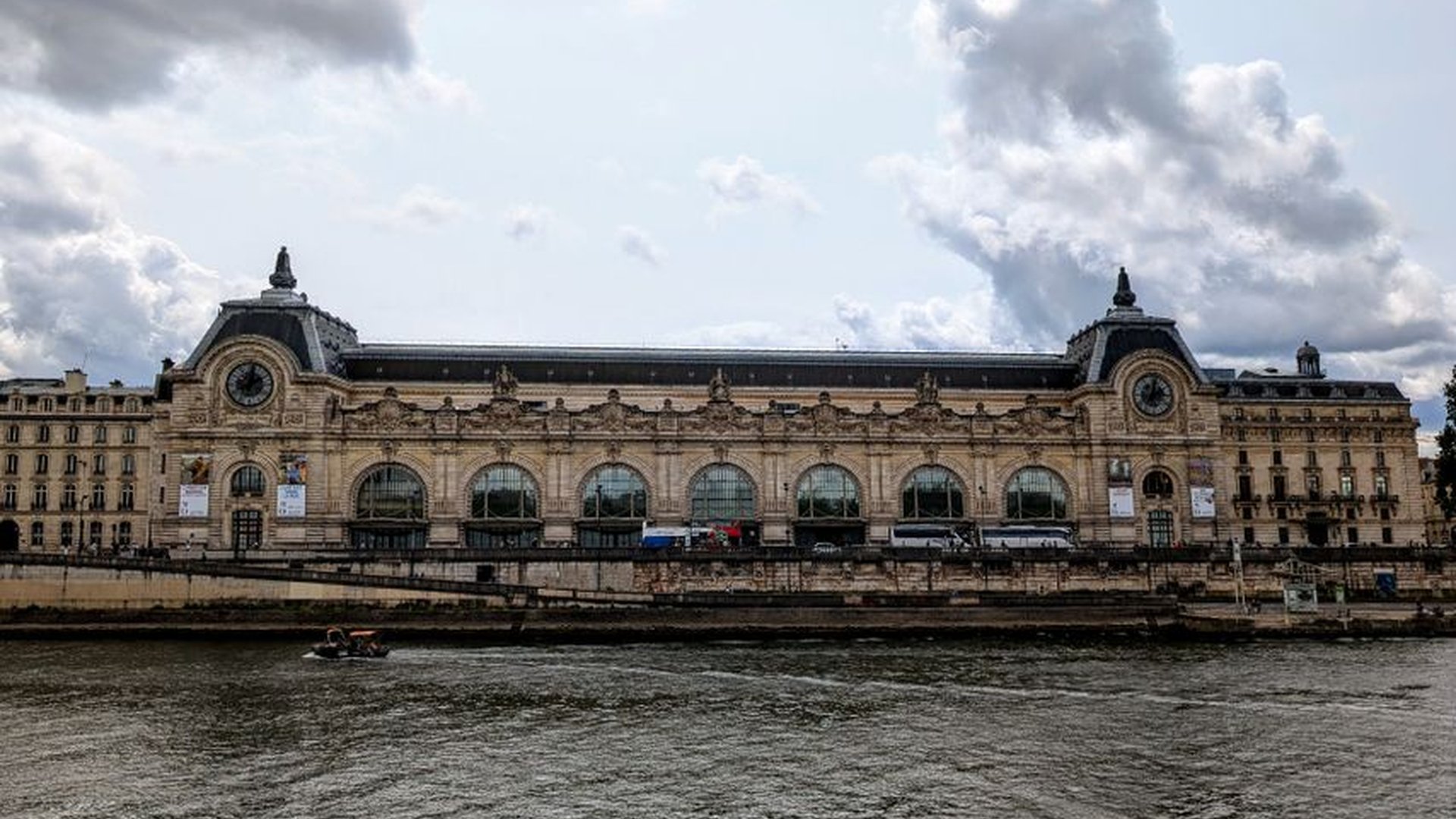 Seine River bank Sorbonne University old stone bui