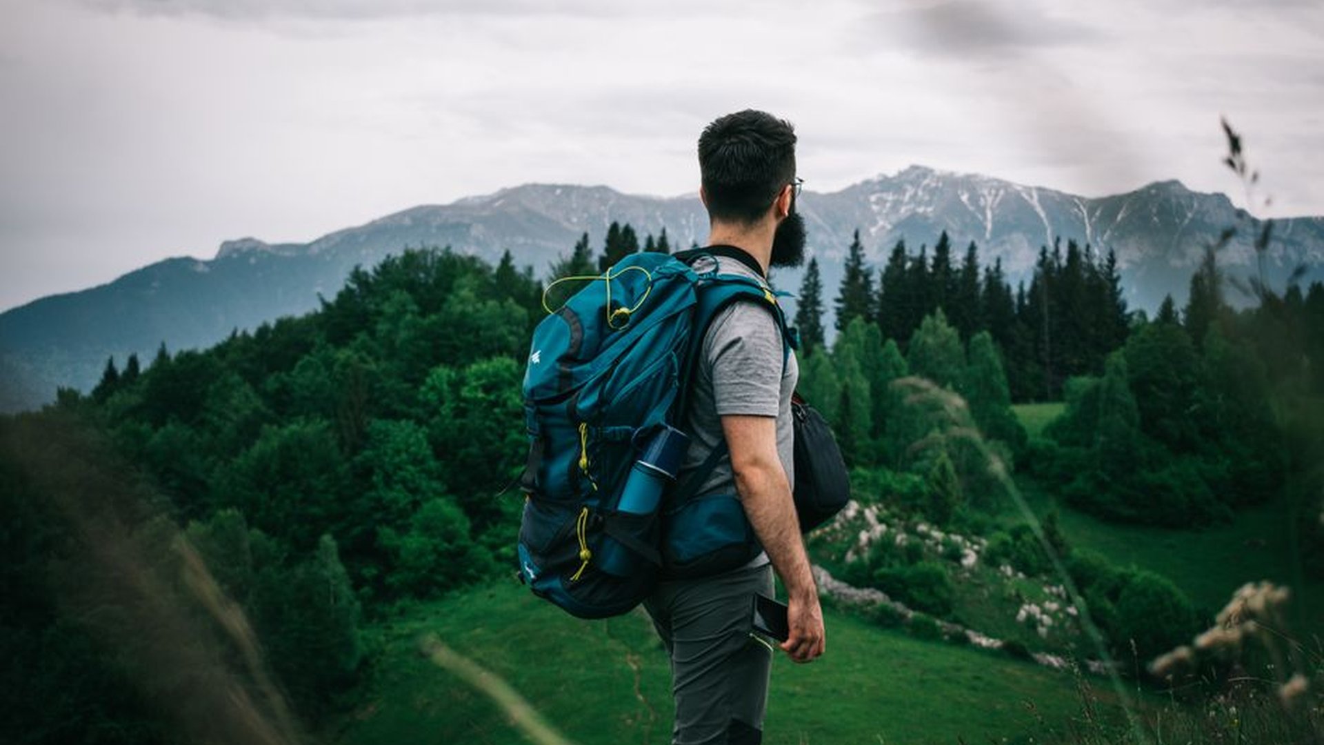 backpacker hiking golden route rucksack outdoor ad